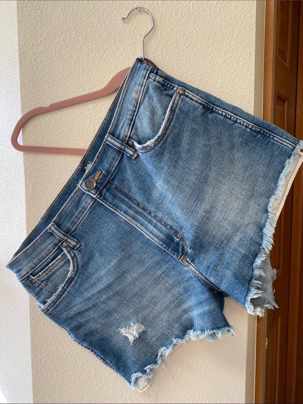 Wrangler Blue Frayed Denim Shorts